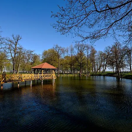 Dwor Stary Chotow Hotel Kalisz