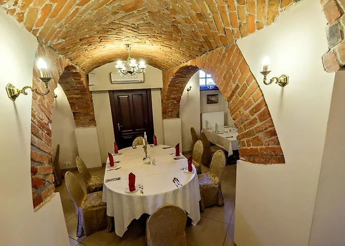 Dwor Stary Chotow 3* Kaliszki