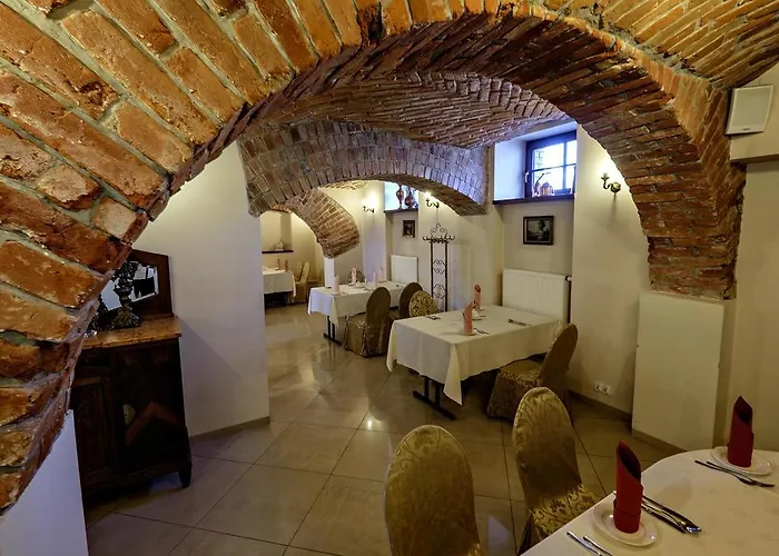 Dwor Stary Chotow 3* Kaliszki