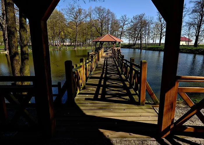 Dwor Stary Chotow 3*